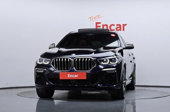BMW X6 M50i — пробег 26 438 км — фото 3 из 5