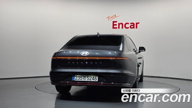 Hyundai Grandeur из Кореи Encar