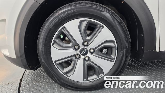 Kia Niro из Кореи Encar