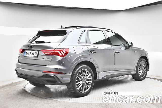Audi Q3 40 TFSI Quattro Premium — пробег 12 488 км — фото 2 из 5