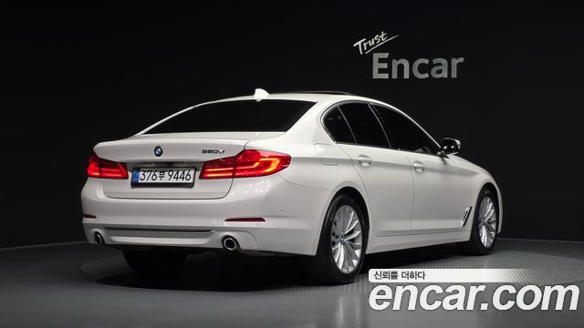 BMW 5-Series 520d Luxury Plus — пробег 116 695 км — фото 2 из 5