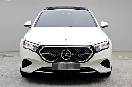 Mercedes-Benz E-Class E200 Avantgarde — пробег 9 796 км — фото 3 из 5
