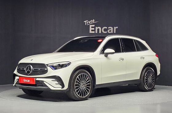 Mercedes-Benz GLC-Class GLC300 4MATIC AMG Line — пробег 13 071 км — фото 1 из 5