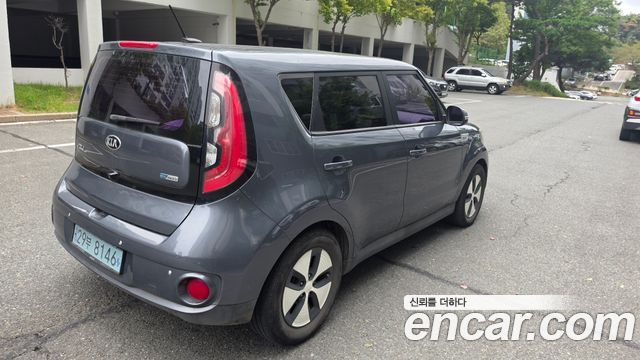 Kia Soul EV — пробег 173 128 км — фото 5 из 5