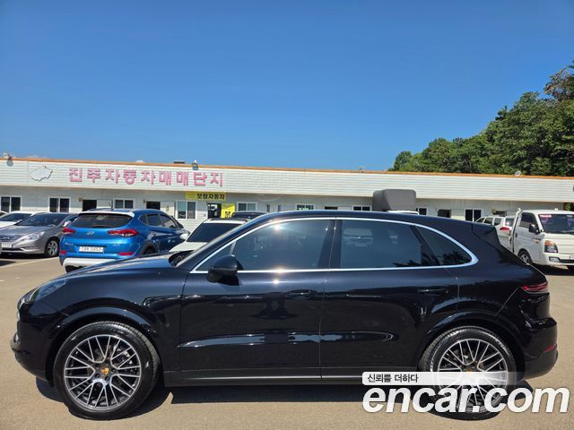 Porsche Cayenne 3.0 — пробег 79 500 км — фото 2 из 5