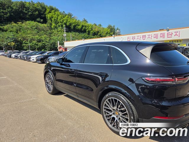 Porsche Cayenne 3.0 — пробег 79 500 км — фото 3 из 5