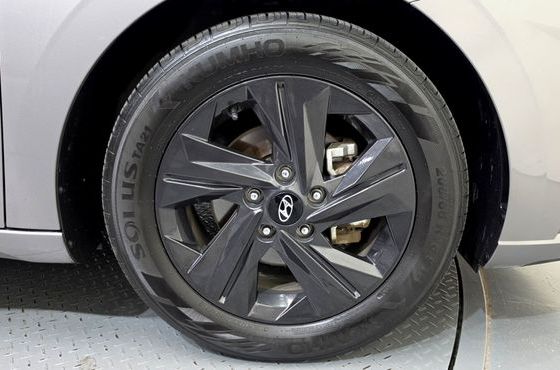 Hyundai AVANTE Smart — пробег 96 076 км — фото 5 из 5