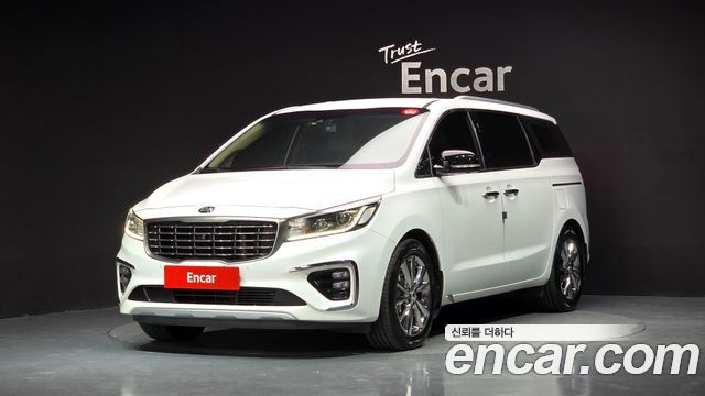 Kia Carnival из Кореи Encar