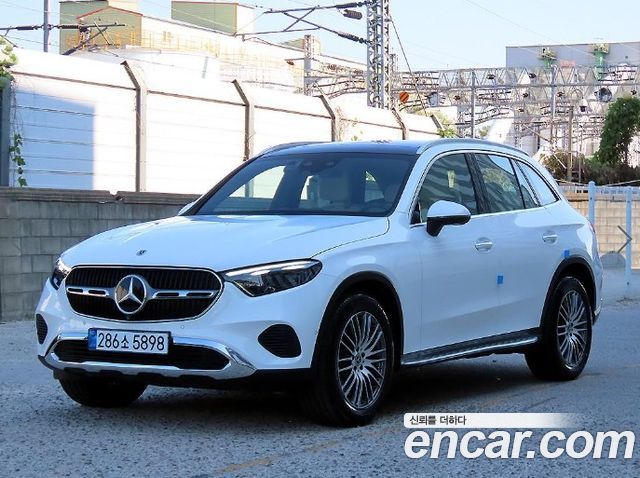 Mercedes-Benz GLC-Class GLC220 d 4MATIC — пробег 3 251 км — фото 2 из 5