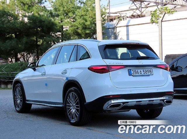 Mercedes-Benz GLC-Class GLC220 d 4MATIC — пробег 3 251 км — фото 3 из 5