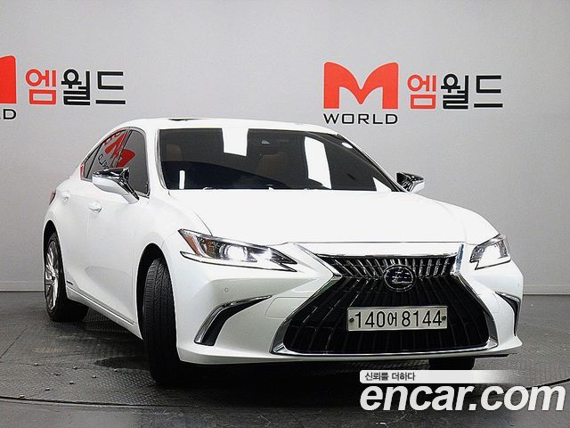 Lexus ES Luxury Plus — пробег 46 701 км — фото 3 из 5