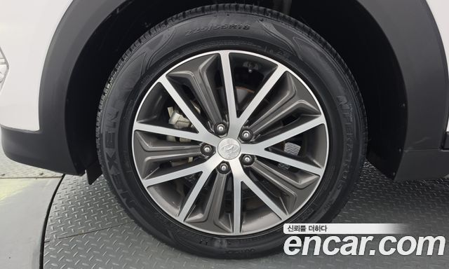 Hyundai Tucson из Кореи Encar