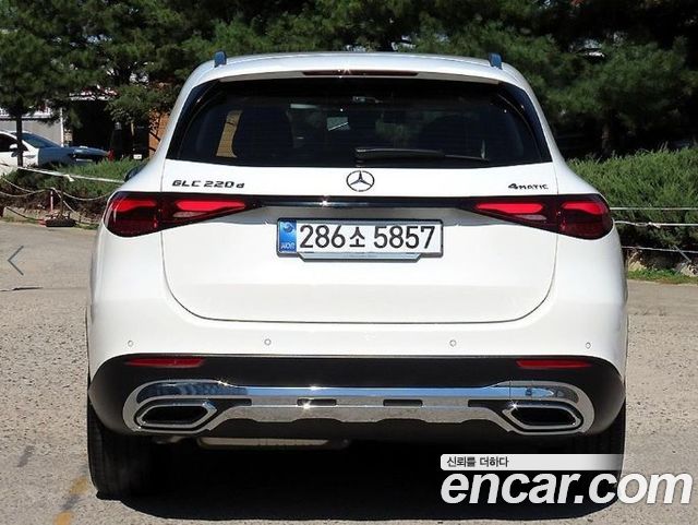 Mercedes-Benz GLC-Class GLC220 d 4MATIC — пробег 1 463 км — фото 4 из 5