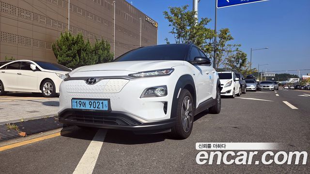 Hyundai Kona Premium — пробег 105 888 км — фото 1 из 5