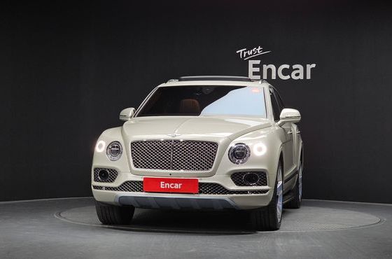 Bentley Bentayga 6.0 W12 — пробег 40 534 км — фото 3 из 5