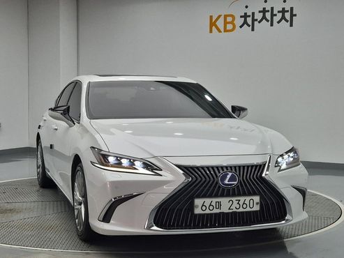 Lexus ES Executive — пробег 46 281 км — фото 1 из 5