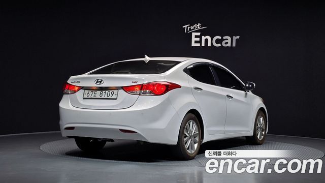 Hyundai AVANTE из Кореи Encar
