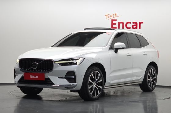 Volvo XC60 B6 Ultimate Bright — пробег 86 404 км — фото 1 из 5