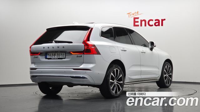 Volvo XC60 B6 Ultimate Bright — пробег 86 404 км — фото 2 из 5