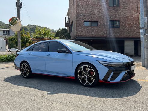 Hyundai AVANTE 2.0 N — пробег 18 000 км — фото 1 из 5