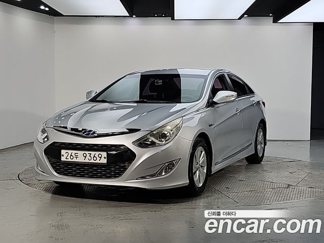Hyundai Sonata 2.0 Smart — пробег 190 000 км — фото 1 из 5
