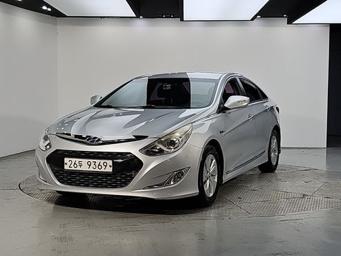Hyundai Sonata 2.0 Smart — пробег 190 000 км — фото 1 из 5