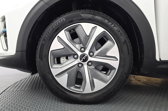 Kia Niro Prestige — пробег 116 613 км — фото 5 из 5