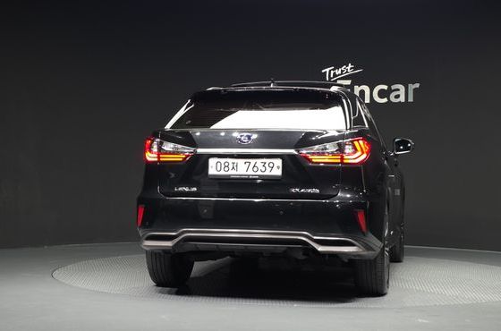 Lexus RX Executive — пробег 64 735 км — фото 4 из 5