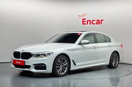 BMW 5-Series 530i xDrive M Sport Package Plus — пробег 188 345 км — фото 1 из 5