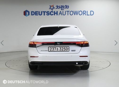 Honda Accord 2.0 Hybrid Touring — пробег 22 986 км — фото 5 из 5
