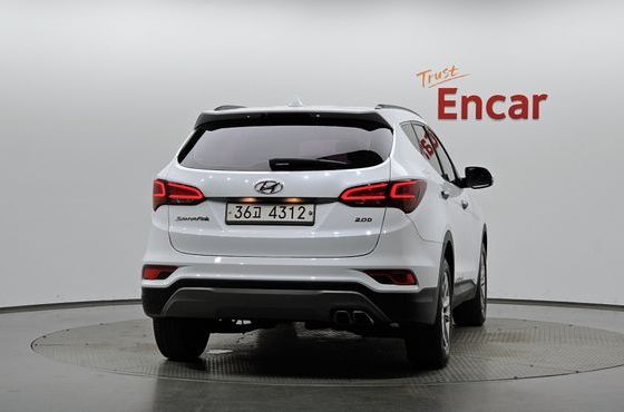 Hyundai Santafe Diesel 2.0 2WD Premium — пробег 115 443 км — фото 4 из 5