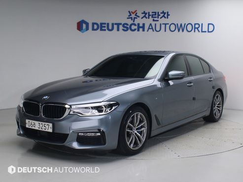 BMW 5-Series 530i xDrive M Sport Package Plus — пробег 122 265 км — фото 1 из 5