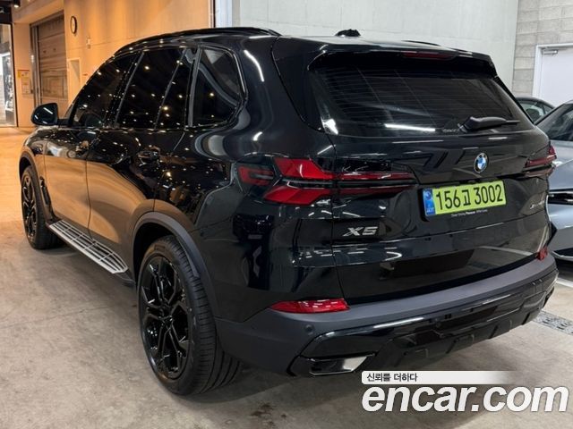BMW X5 xDrive 40i xLine — пробег 2 860 км — фото 2 из 5