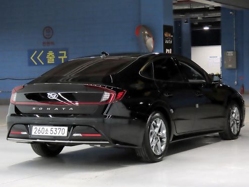 Hyundai Sonata 2.0 Premium Plus — пробег 14 316 км — фото 4 из 5