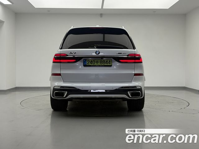 BMW X7 xDrive 40i M Sport 6STR — пробег 14 138 км — фото 4 из 5