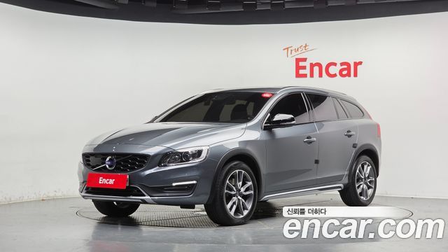 Volvo V60 D4 — пробег 84 456 км — фото 1 из 5