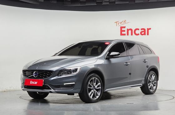 Volvo V60 D4 — пробег 84 456 км — фото 1 из 5