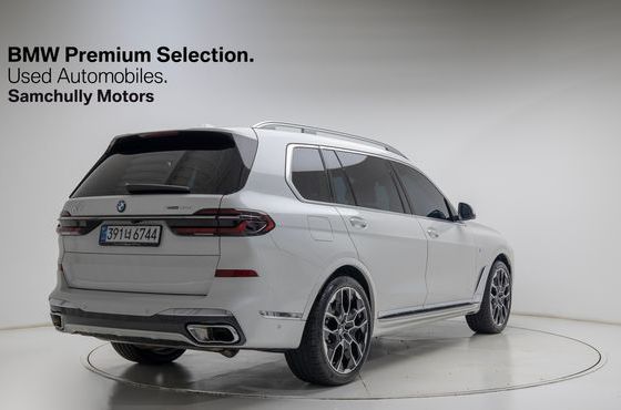 BMW X7 xDrive 40i M Sport 6STR — пробег 4 500 км — фото 4 из 5