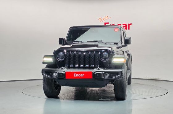 Jeep Wrangler 2.0 Overland Power Top 4Door — пробег 45 810 км — фото 3 из 5