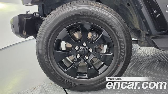 Jeep Wrangler 2.0 Overland Power Top 4Door — пробег 45 810 км — фото 5 из 5