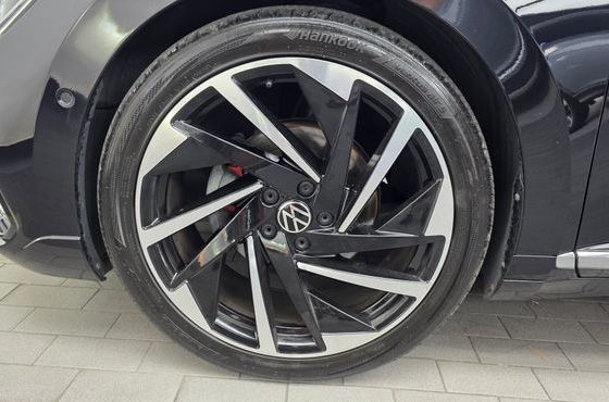 Volkswagen Arteon 2.0 TDI R-LIINE 4Motion — пробег 87 504 км — фото 5 из 5