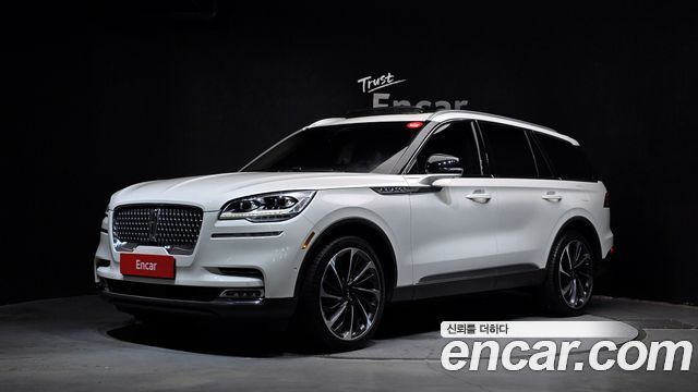 Lincoln Aviator 3.0 Reserve  AWD — пробег 109 721 км — фото 1 из 5