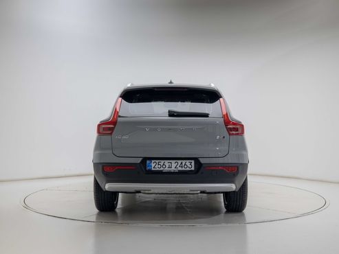 Volvo XC40 B4 Ultra Bright — пробег 199 км — фото 5 из 5
