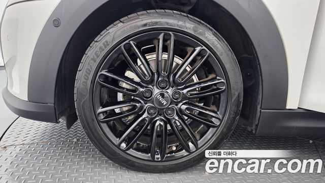 Mini Cooper 클래식 플러스 3rd — пробег 18 110 км — фото 5 из 5