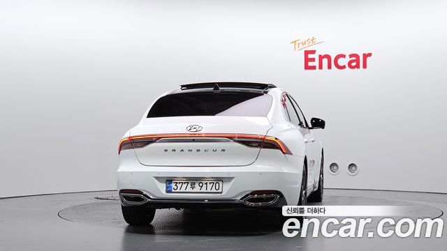 Hyundai Grandeur из Кореи Encar