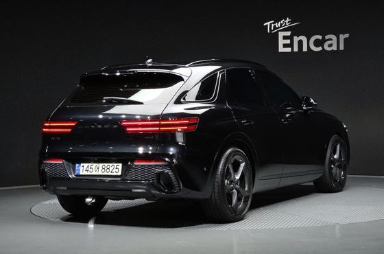 Genesis GV70 2.5T Gasoline AWD — пробег 64 800 км — фото 2 из 5