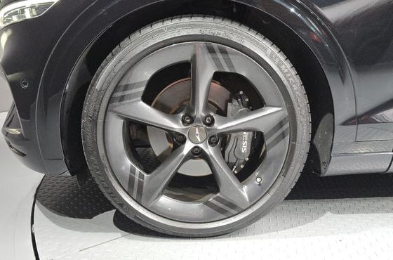 Genesis GV70 2.5T Gasoline AWD — пробег 64 800 км — фото 5 из 5