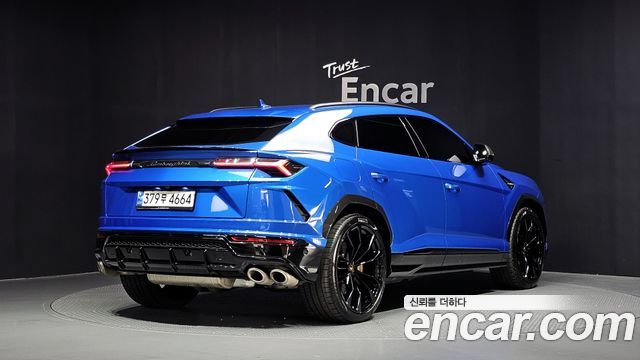 Lamborghini Urus из Кореи Encar
