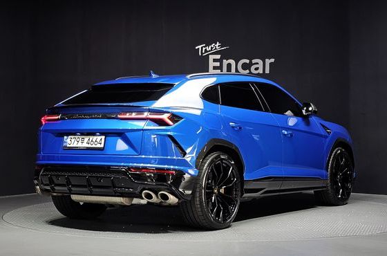Lamborghini Urus 4.0 V8 — пробег 13 818 км — фото 2 из 5