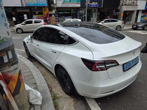 Tesla Model 3 Standard Range Plue RWD — пробег 155 000 км — фото 4 из 5